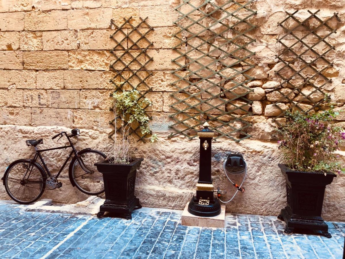 발레타 10 La Ruelle 아파트 외부 사진